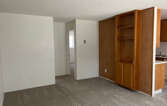 Menlo / Talmadge Villas
