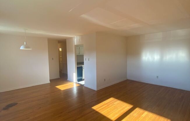 2 beds, 2 baths, 884 sqft, $1,495, Unit K-31