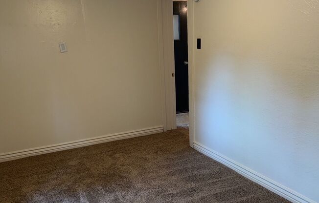 1 bed, 1 bath, $930, Unit 726 #4