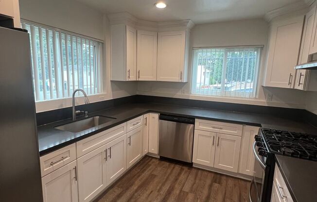 2806-2810 Partridge Ave.