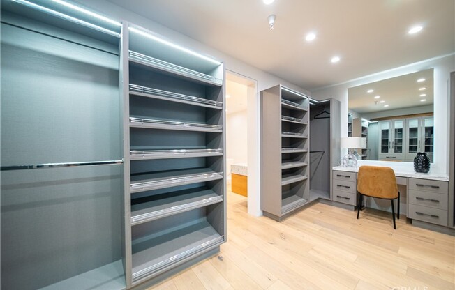 2 beds, 3 baths, 2,230 sqft, $11,000, Unit 14F