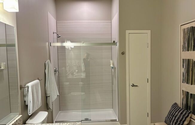 3 beds, 2.5 baths, 1,431 sqft, $2,750, Unit 515