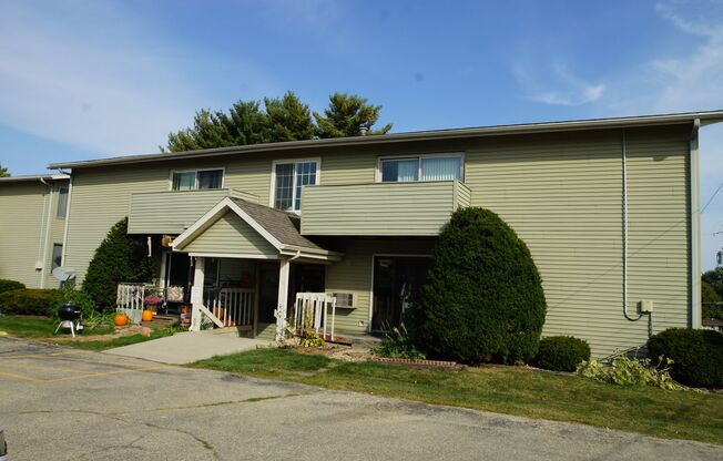 Affordable three bedroom, 1.5 bathroom apartment in Stoughton