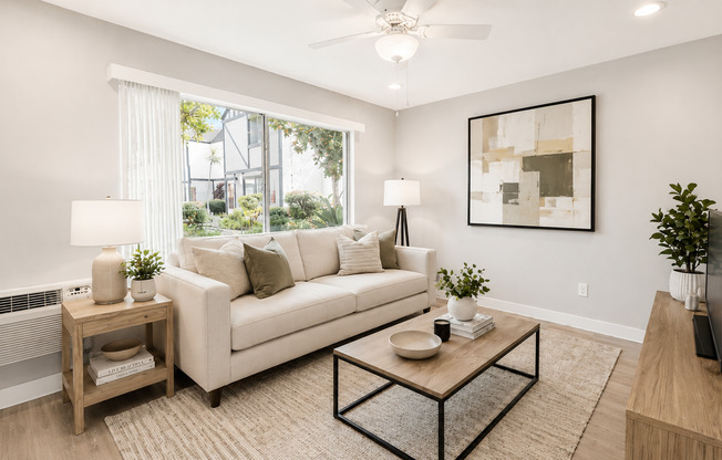 Henry Square- 2 Bed Townhomes with In-unit Washer Dryer