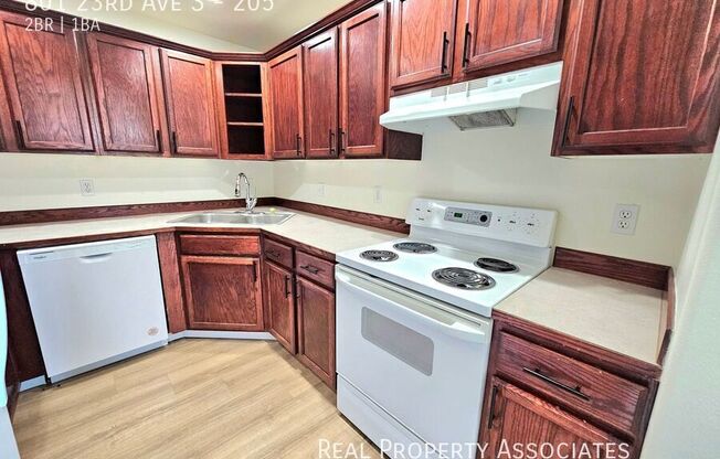 801 23 AVE S