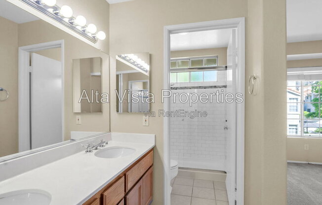 3 beds, 2.5 baths, 1,335 sqft, $3,800