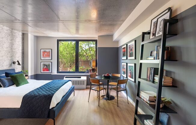 Studio, 1 bath, $3,400, Unit 1B