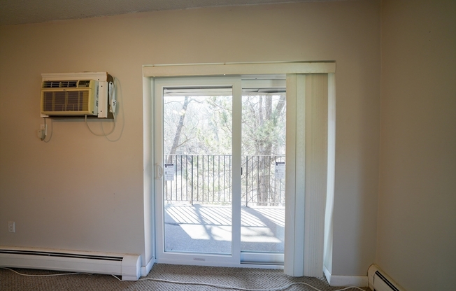 3 beds, 2 baths, 1,156 sqft, $3,800, Unit 41A