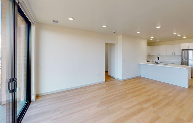 3 beds, 2 baths, 1,111 sqft, $1,465, Unit 2404-304