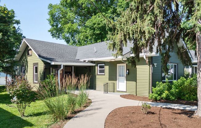 W Stansifer Ave, 438