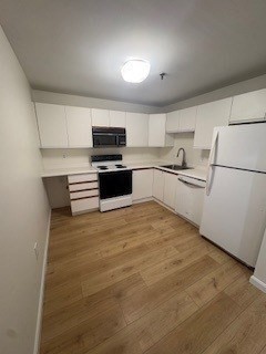 2 beds, 2 baths, 1,206 sqft, $2,500, Unit 410