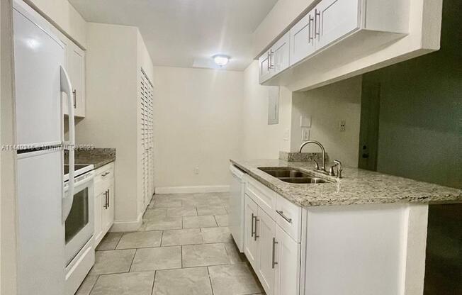 17325 NORTHWEST 67 CT