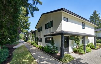 Del Mar Village Apartments