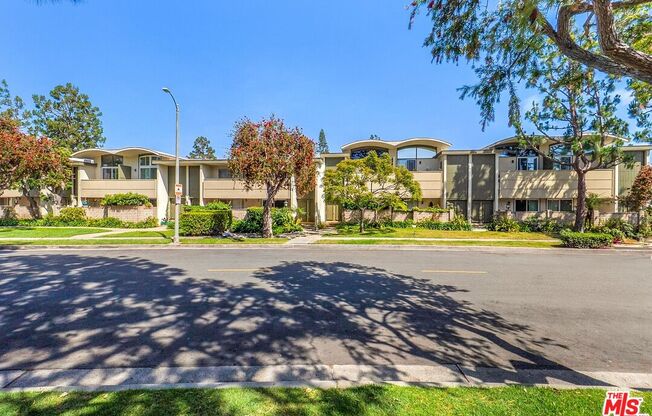 13214 FIJI WAY