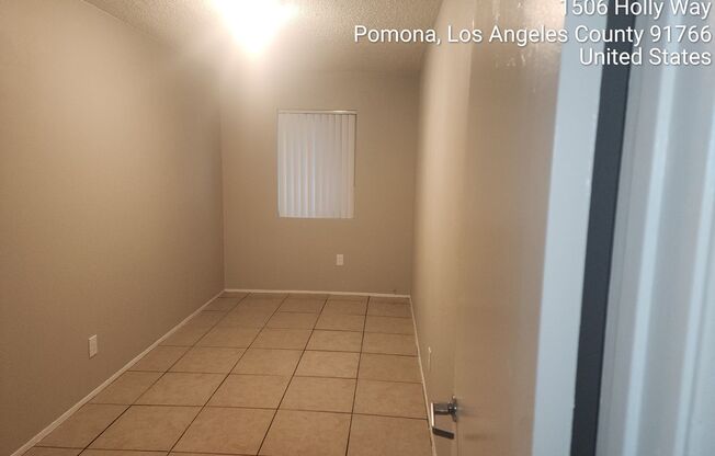 3 beds, 1 bath, 1,200 sqft, $2,500, Unit C