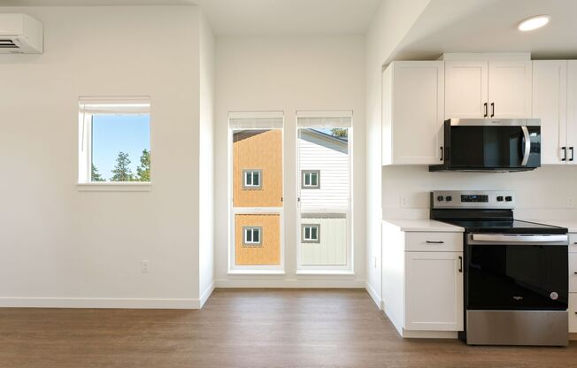 1 bed, 1 bath, 687 sqft, $1,750, Unit 61580 - 106