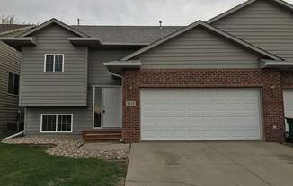 1111 S Dundee Dr,