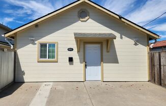 Beautifully Designed 1 Bedroom ADU