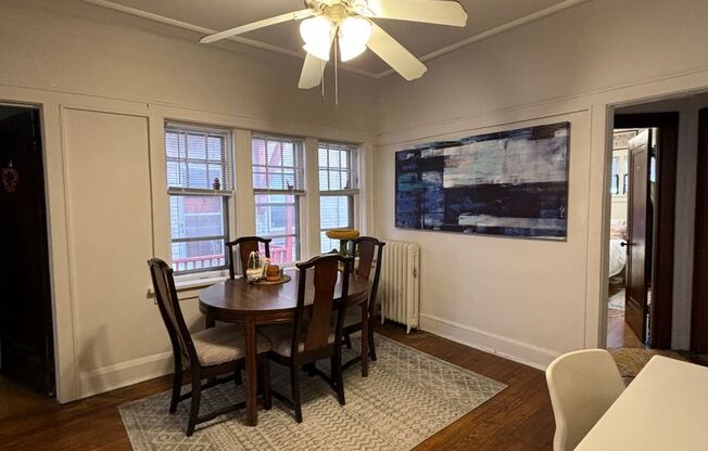 2 beds, 1 bath, 1,100 sqft, $1,225, Unit 10