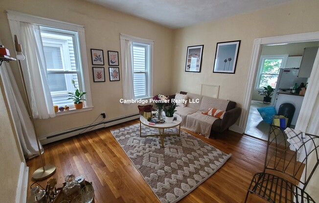 118 ELM ST