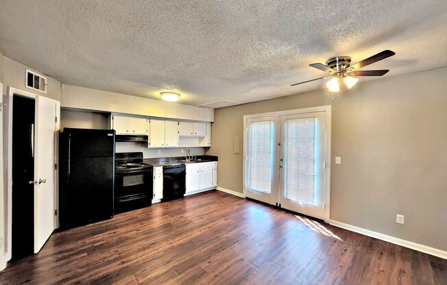 2 beds, 1.5 baths, 1,044 sqft, $950, Unit 6A