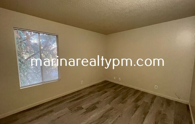 2 beds, 1 bath, $1,650, Unit 1486 Valle Vista Ave