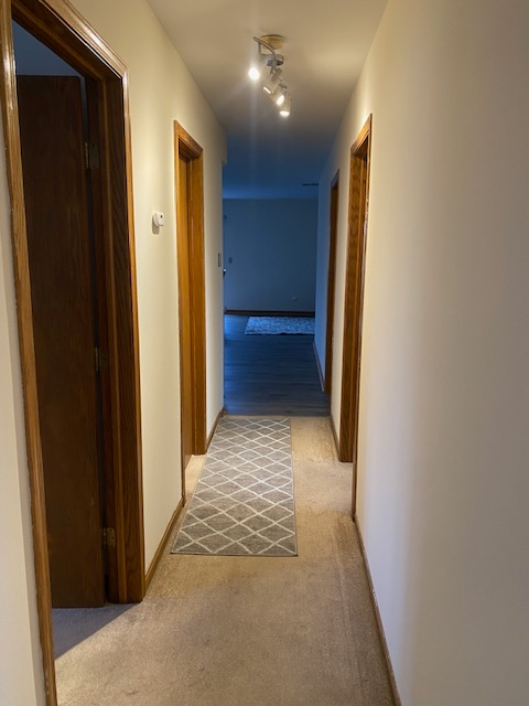 8821 N GREENWOOD AVE