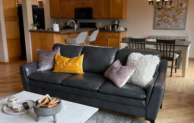 Cozy tranquility 6mi from Mayo 4bed/3bath