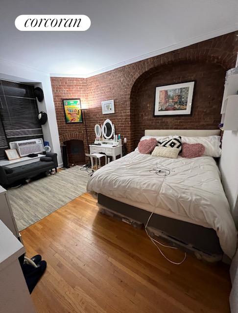 117 W 58 ST