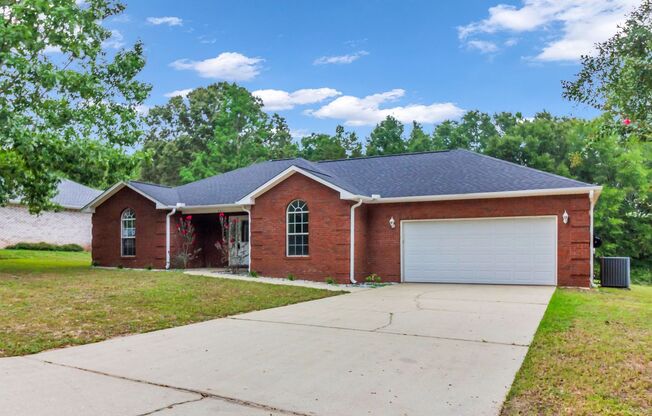 GREAT 4 BED / 2 BATH IN Crestview