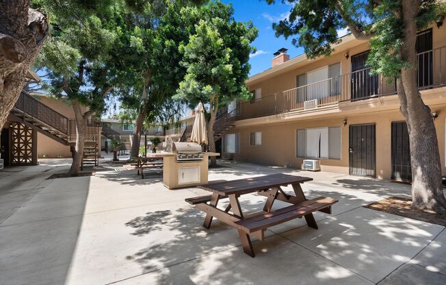 1 bed, 1 bath, 400 sqft, $1,750, Unit 35 - ADU