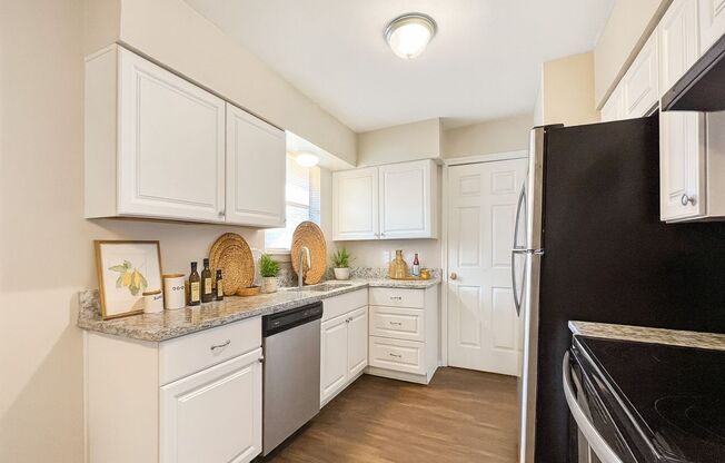 Charming 4-Bed, 1-Bath Home with New Upgrades & Spacious Yard in Mesquite TX!