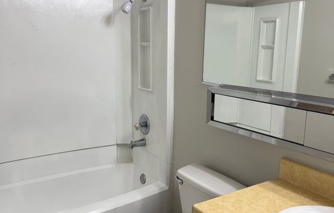 1 bed, 1 bath, 827 sqft, $769, Unit 2703-302