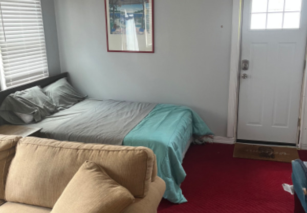 183 LEFFERTS RD