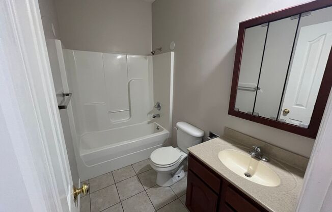 2 beds, 2 baths, $1,050