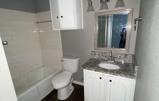 1 bed, 1 bath, $750