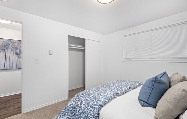 2 beds, 1 bath, 716 sqft, $1,695, Unit 14