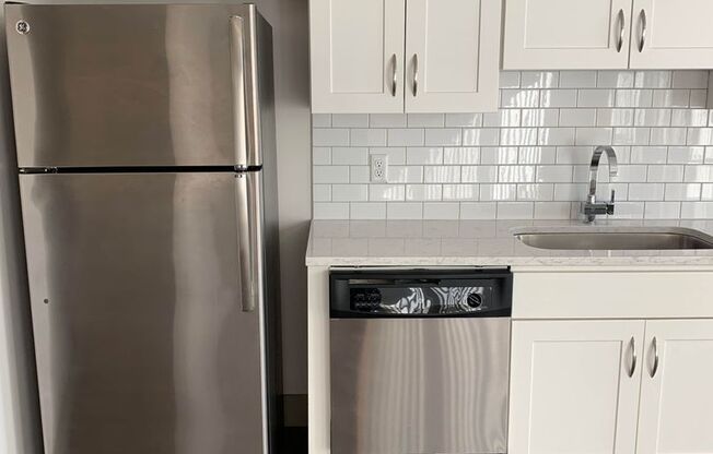 1 bed, 1 bath, 615 sqft, $1,495, Unit 3240-204