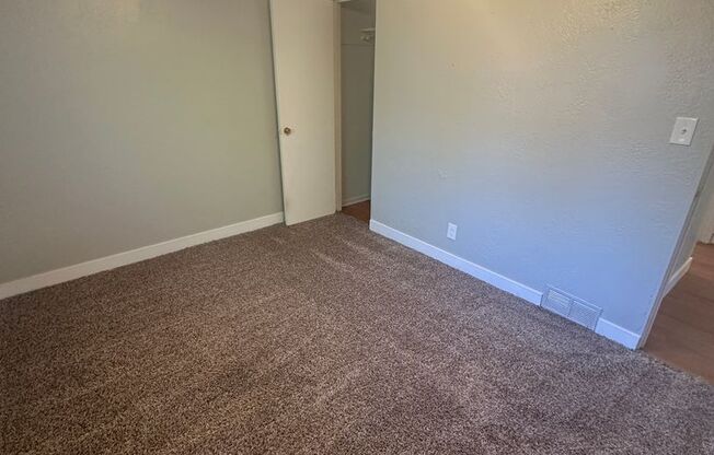 2 beds, 1 bath, $1,450