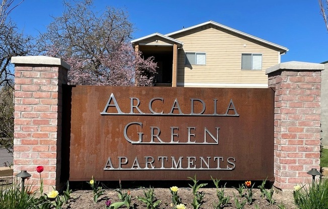 Arcadia Green Apartments