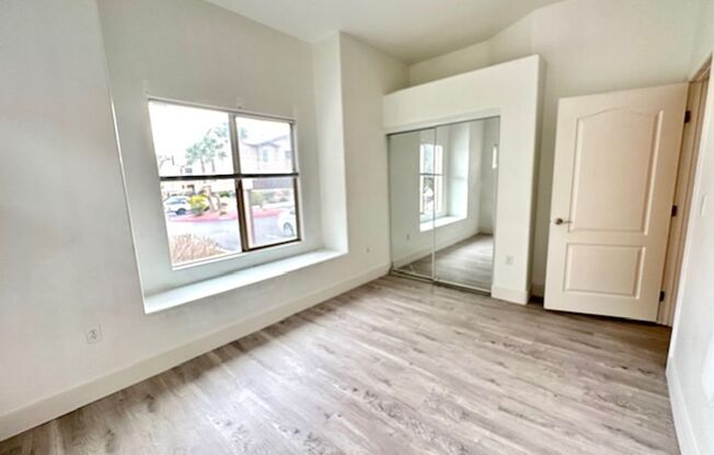 3 beds, 2 baths, $1,695, Unit # 1022