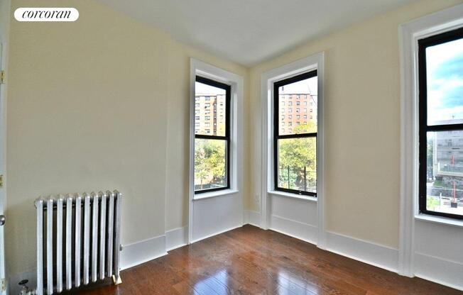 1274 AMSTERDAM AVE