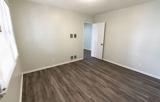 1 bed, 1 bath, 650 sqft, $1,798, Unit 12