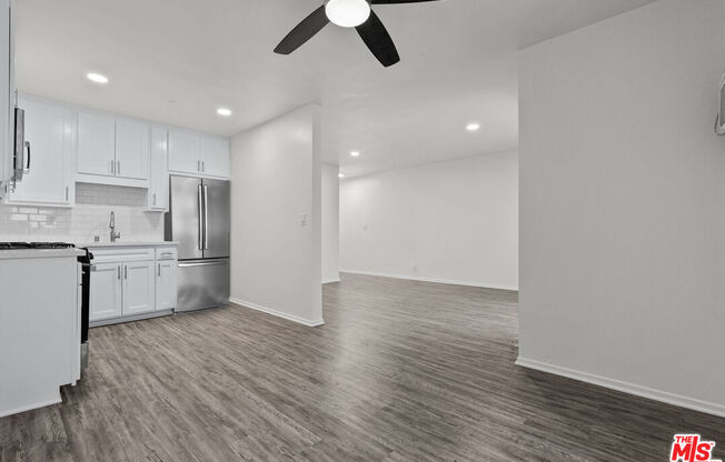 1 bed, 1 bath, $2,395, Unit 202