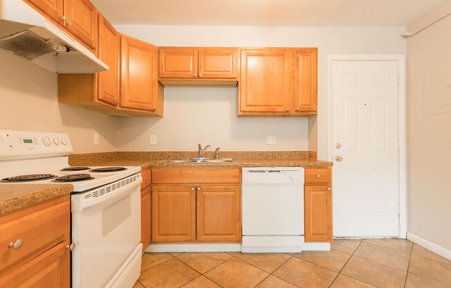 2 beds, 2 baths, 950 sqft, $2,995, Unit 204