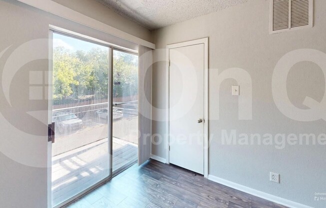 1 bed, 1 bath, 564 sqft, $849, Unit 323
