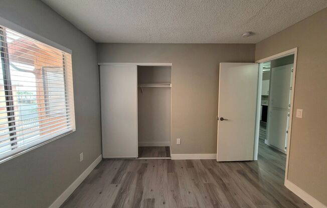 2 beds, 2 baths, 875 sqft, $1,455.5, Unit 26