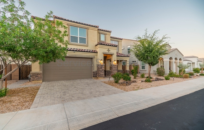 1930 E ROBB LN