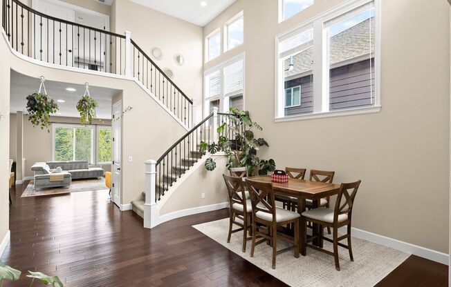 Stunning Spacious 5 BD* 3.5 BA* Single Family Home Located In North Bethany at Bethany Ridge Neighborhood *Location Location Location!* A+ Schools!