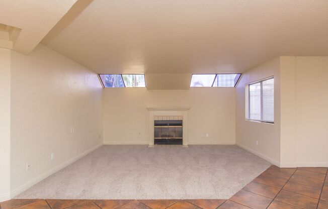 Highly Desirable 3 bedroom / 3 bath Cul-de-Sac Home in Escondido